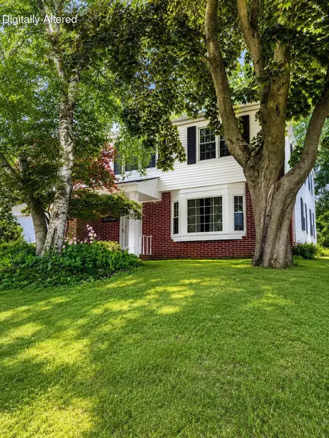 1633 Spruce, Grafton, WI 53024