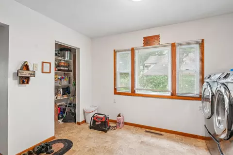 115 E Lk, Richfield, WI 53017 photo 35