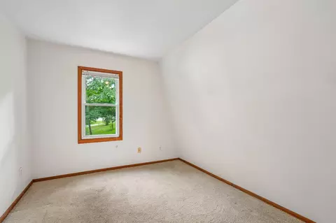 115 E Lk, Richfield, WI 53017 photo 19