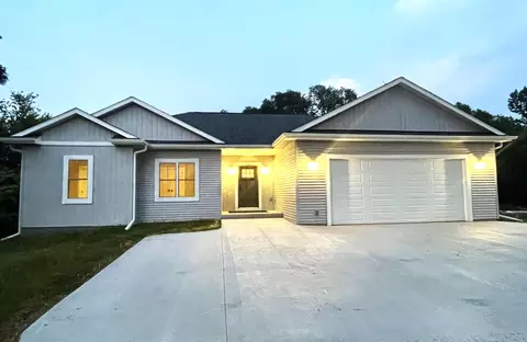9600 S Howell, Oak Creek, WI 53154