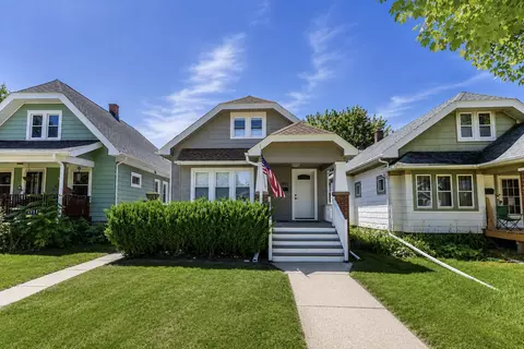 1917 S 71st, West Allis, WI 53219