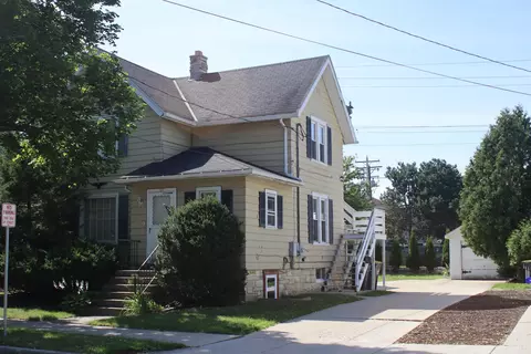 117 Cook, Waukesha, WI 53186