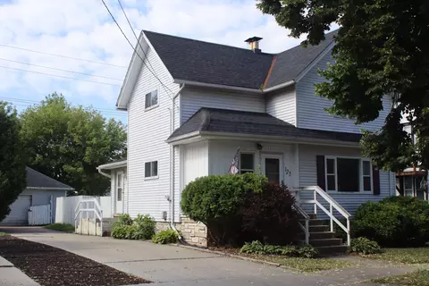 123 Cook, Waukesha, WI 53186