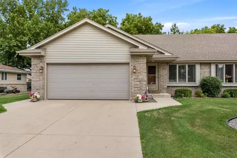 626 W Prospect, Hartford, WI 53027