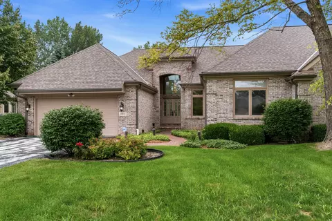 2810 W Golf, Mequon, WI 53092