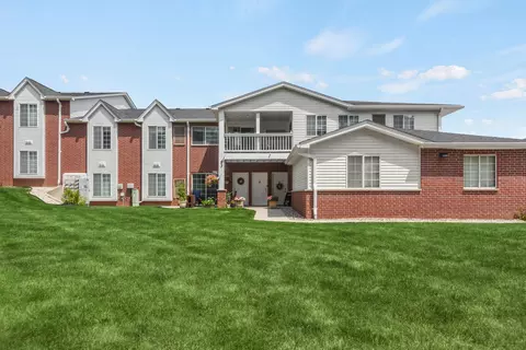 8581 Lexington #4, Pleasant Prairie, WI 53158