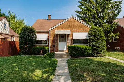 3536 S 16th, Milwaukee, WI 53221