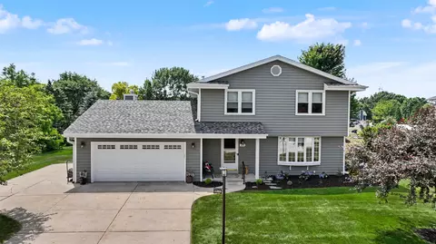 3269 E Carollton, Oak Creek, WI 53154