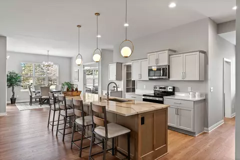 w214n4987 Casey, Menomonee Falls, WI 53051