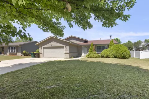 850 E Drexel, Oak Creek, WI 53154
