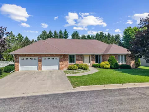 104 5th, Spring Grove, MN 55974