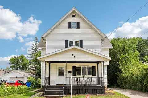 611 S 8th, Watertown, WI 53094