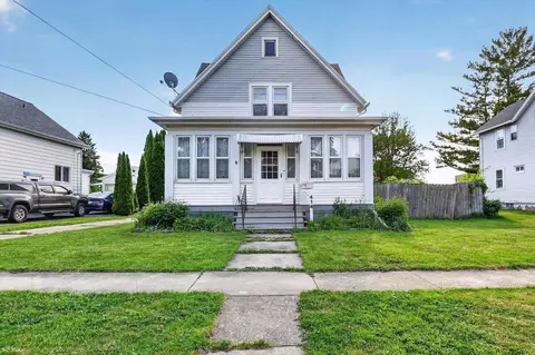 414 N Monroe, Watertown, WI 53098