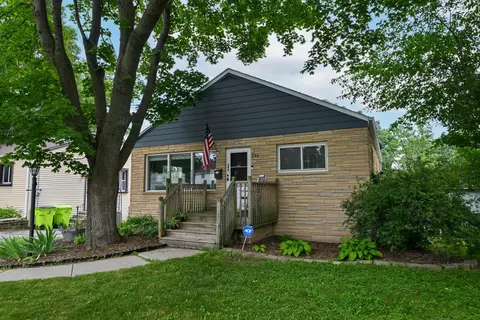 246 North, Hartland, WI 53029