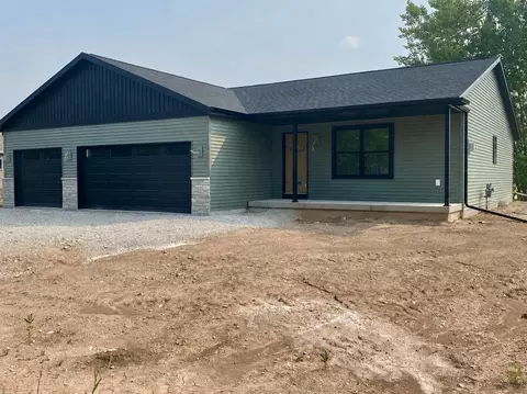 1519 Alpine, North Fond Du Lac, WI 54937