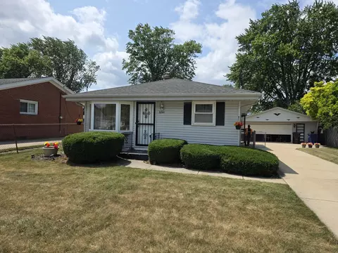 3244 Debra, Racine, WI 53403