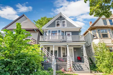 1912 W Rogers, Milwaukee, WI 53204