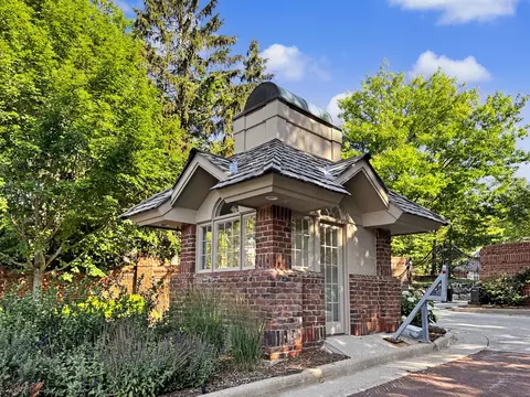 530 Park, Elm Grove, WI 53122