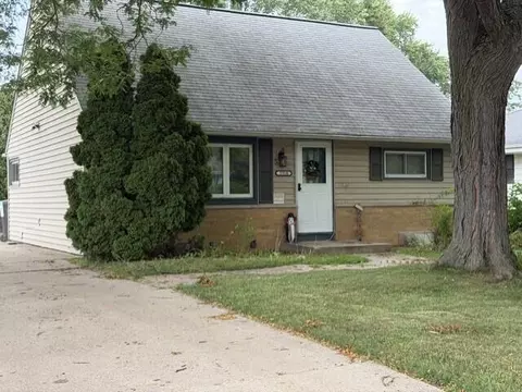 5314 W Wahner, Brown Deer, WI 53223
