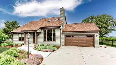 28720 Sunflower, Waterford, WI 53185