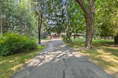 6775 Glacier, Barton, WI 53090