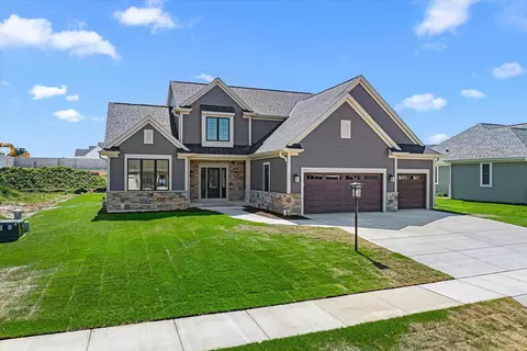 3809 White Oak, Waukesha, WI 53188