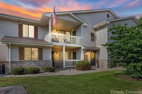 7305 98th #B, Kenosha, WI 53142