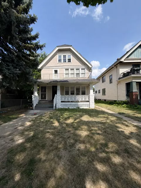 2834 N 47th #2836, Milwaukee, WI 53210