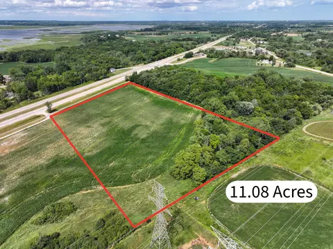 Lt 3 Loomis, Muskego, WI 53150