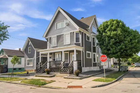 600 W Garfield #602, Milwaukee, WI 53212