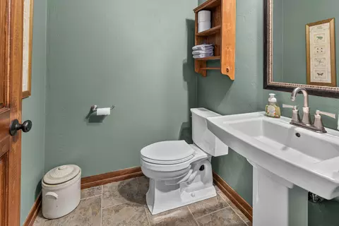 Bath - 6622 N Kurey, Appleton, WI 54913 photo 1 of 7