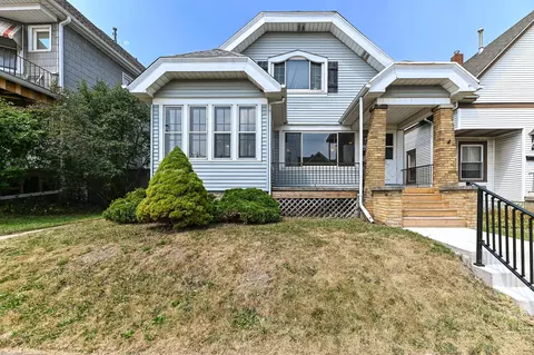1567 S 71st #1569, West Allis, WI 53214
