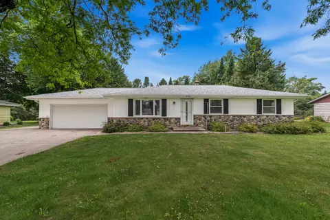 5749 Debbie, West Bend, WI 53095