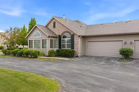 Exterior - 2301 E Sienna, Appleton, WI 54913 photo 3 of 4