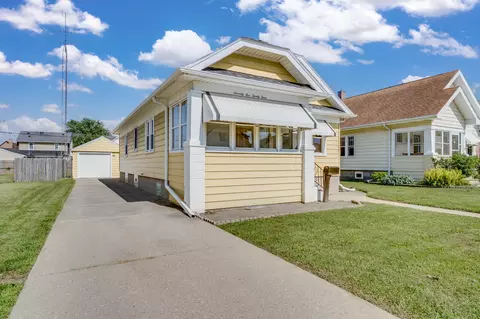 7523 27th, Kenosha, WI 53143