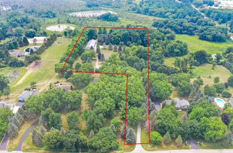 n79w34857 Petersen, Oconomowoc, WI 53066