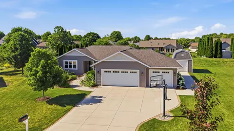 2616 Creekview, Sheboygan, WI 53081
