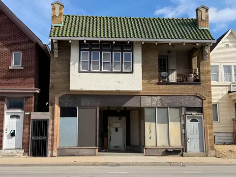 3272 N Holton #3274, Milwaukee, WI 53212