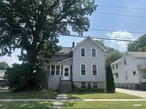 124 E Merrill, Fond Du Lac, WI 54935