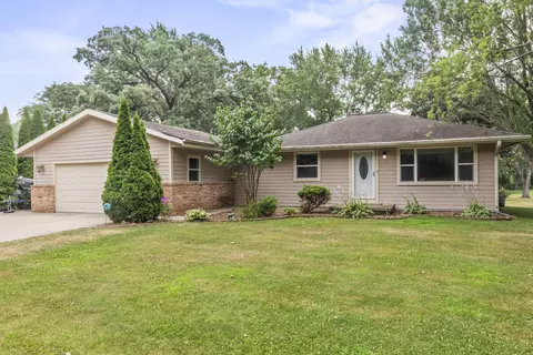 s25w26005 Mac Arthur, Waukesha, WI 53188