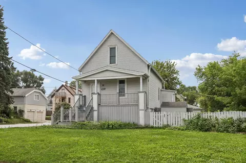 1401 Manitoba, South Milwaukee, WI 53172