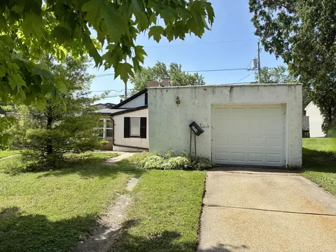 1719 Milwaukee, South Milwaukee, WI 53172