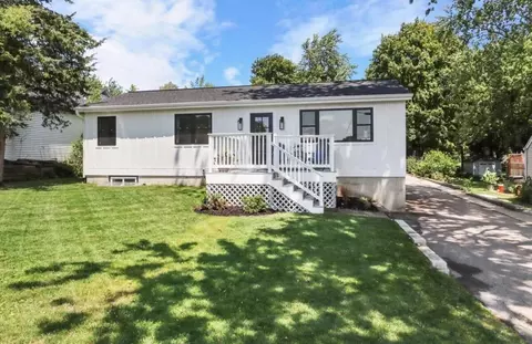 190 Dewey, Fontana, WI 53125