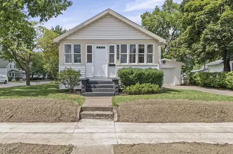 1324 16th, La Crosse, WI 54601