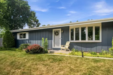1632 Parkway, Port Washington, WI 53074