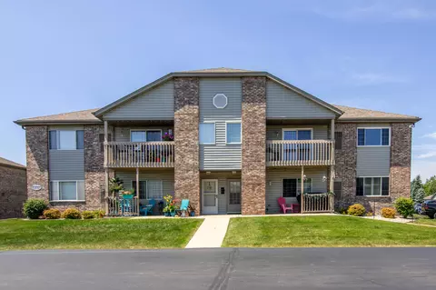 s75w16910 Gregory #6, Muskego, WI 53150