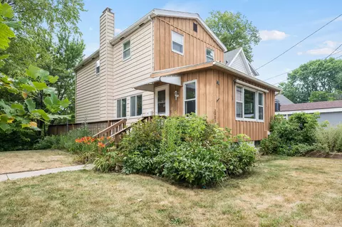 2483 N Newhall, Milwaukee, WI 53211