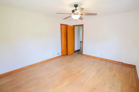 Bedroom - n5274 Wisconsin 35, Onalaska, WI 54650 photo 4 of 4