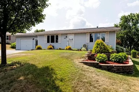 401 Oak Rdg, Fort Atkinson, WI 53538