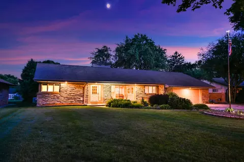 9515 W Hadley, Milwaukee, WI 53222